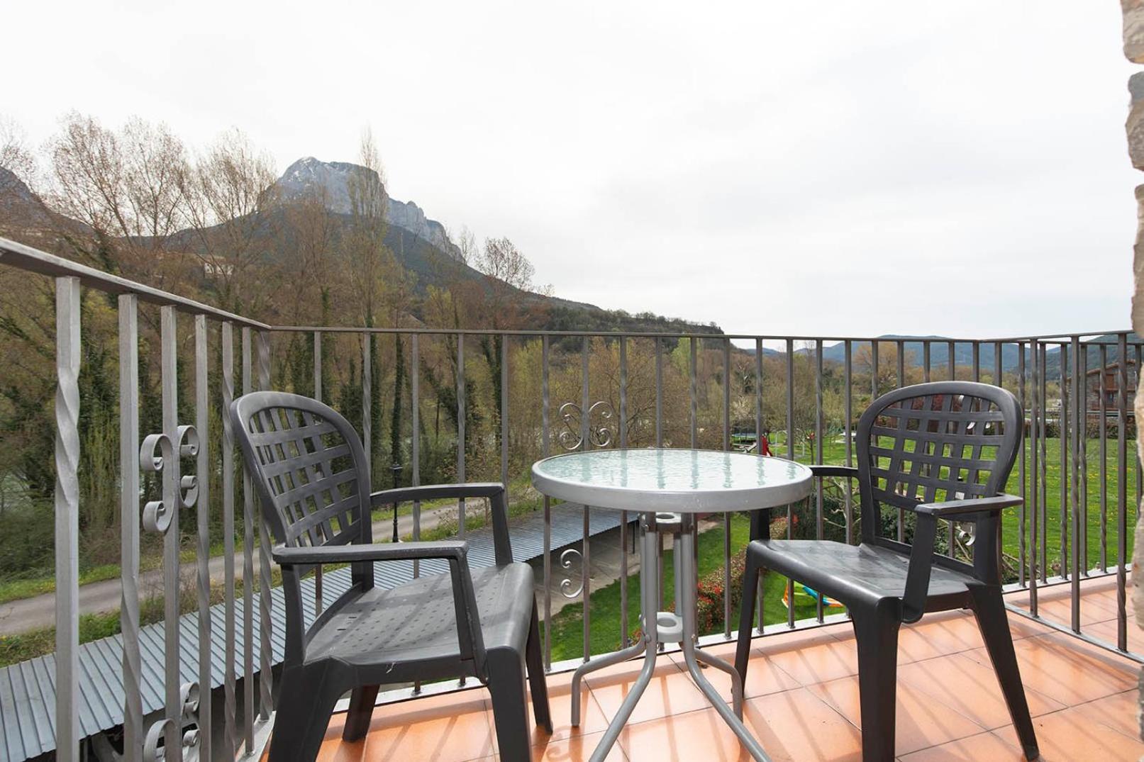 Casa Rural Sofia Ordesa Escalona Екстериор снимка