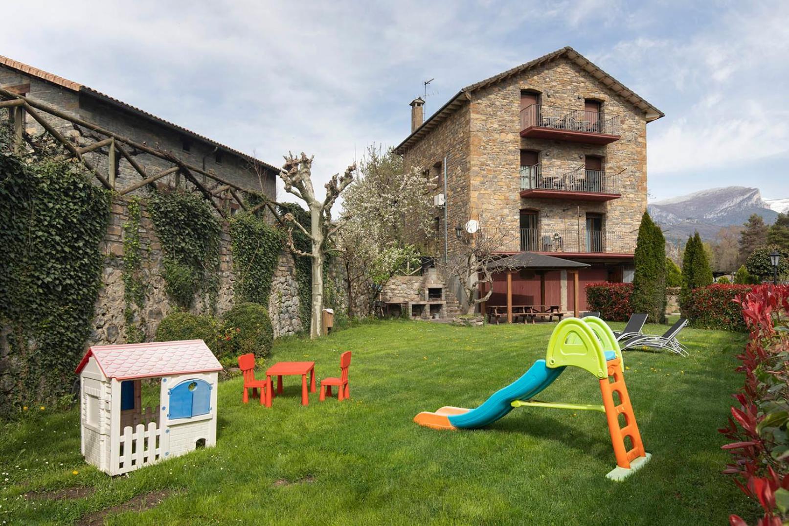 Casa Rural Sofia Ordesa Escalona Екстериор снимка